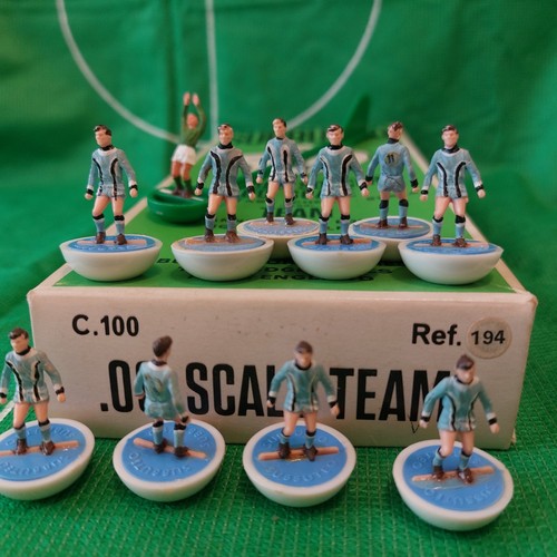 Mint subbuteo team 194 - subbuteo,
