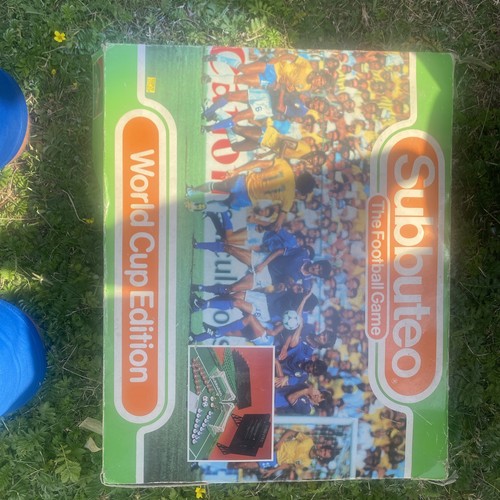 Subbuteo world cup - cup, box